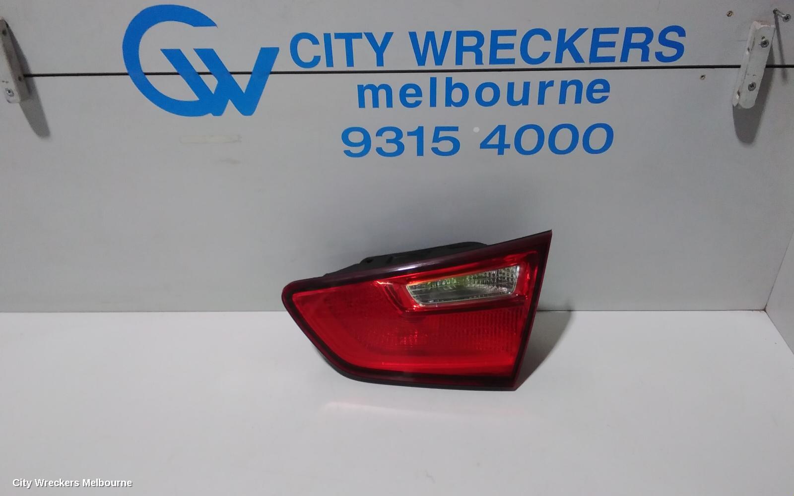 KIA OPTIMA REAR GARNISH, BOOTLID LAMP (RH SIDE), TF, SI, 10/2013 - 10/2015 - Image 1