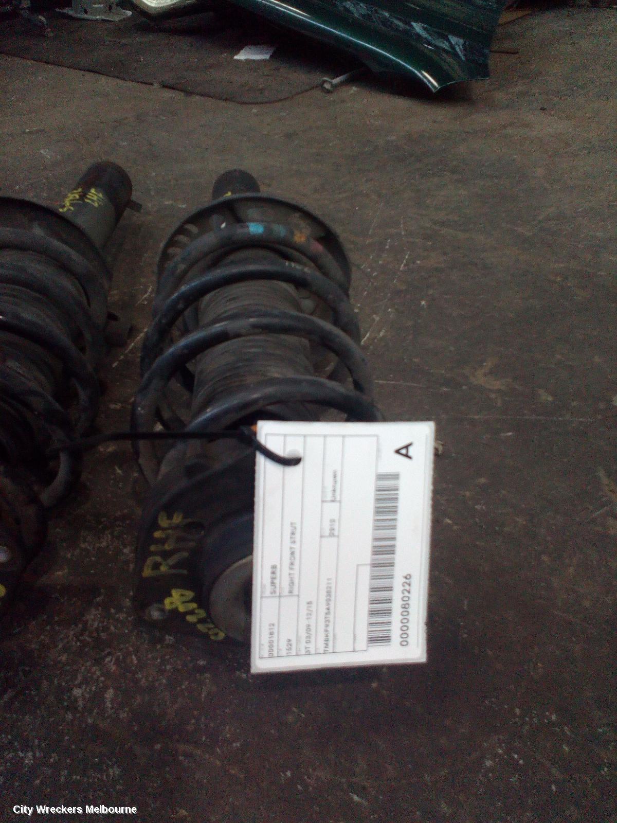 SKODA SUPERB RIGHT FRONT STRUT, 3T, 03/2009 - 12/2015 - Image 2