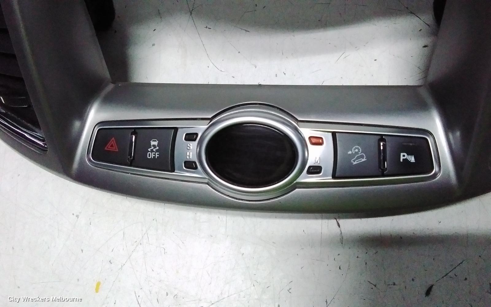 HOLDEN CAPTIVA RADIO/CD/DVD/SAT/TV, DISPLAY UNIT SURROUND ONLY, SAT NAV TYPE, CG, 01/2011 - 09/2015 - Image 3