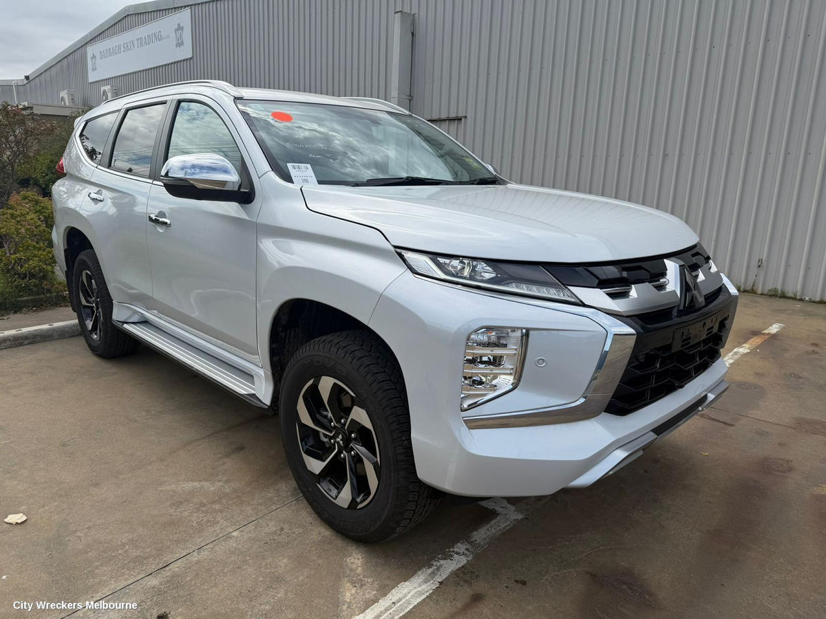 MITSUBISHI PAJERO COMBINATION SWITCH, ELECT PARK SWITCH, PAJERO SPORT, QF, 11/2019 ONWARDS - Image 1