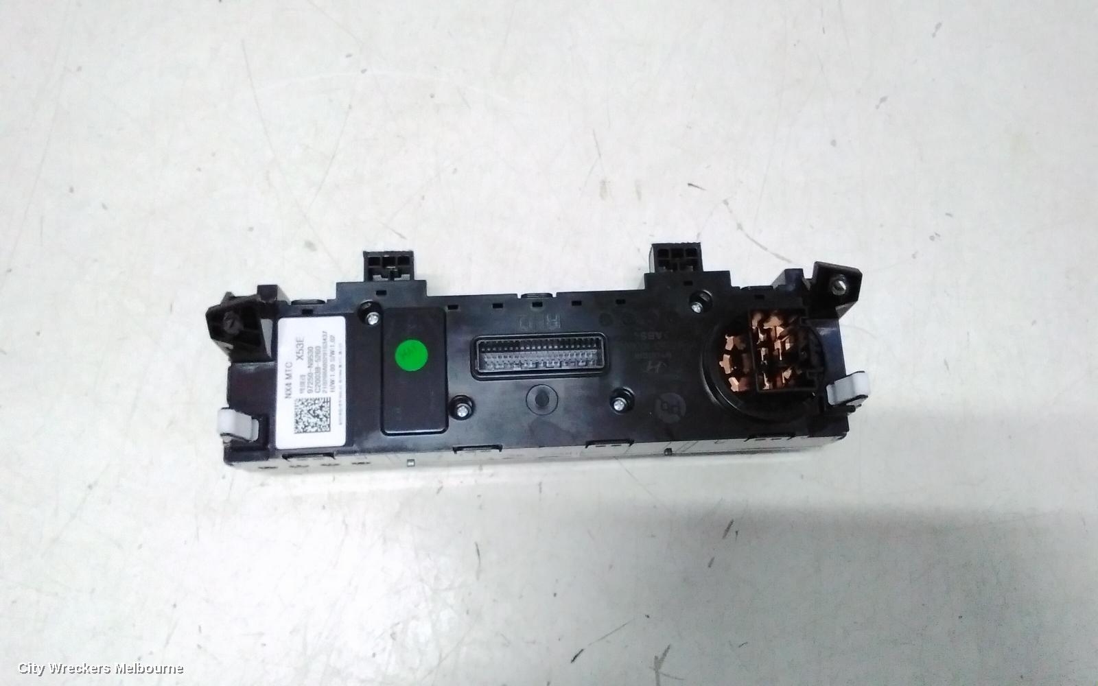 HYUNDAI TUCSON HEATER/AC CONTROLS, NON SAT NAV TYPE, NX4, 02/2021 ONWARDS - Image 3