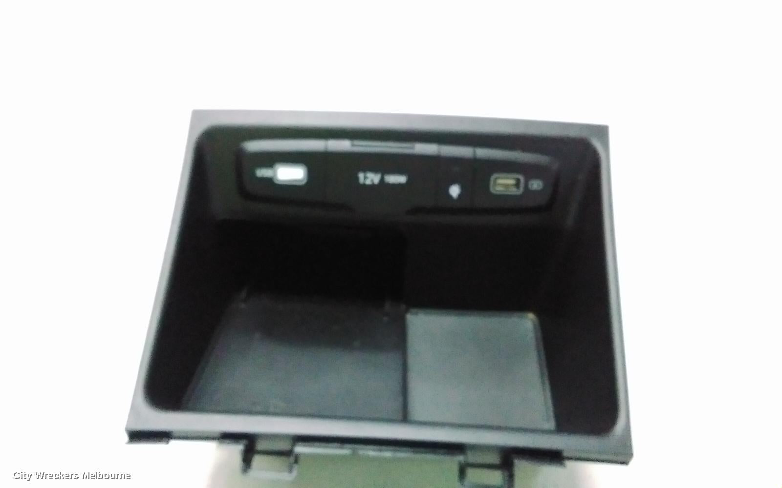 HYUNDAI TUCSON, NX4, WIRELESS CHARGING INDICATOR (IN FRONT OF CENTER CONSOLE), 02/2021 ONWARDS, MOBIL CHRGER : 137280 - Image 3