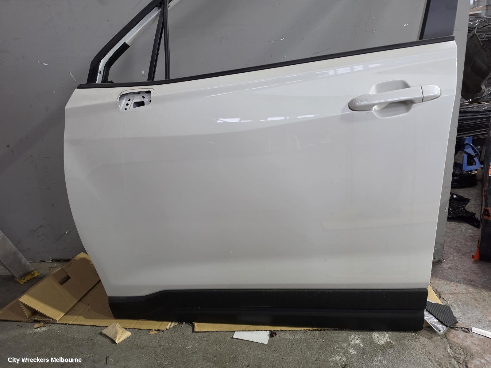 SUBARU FORESTER LEFT FRONT DOOR, SK, 08/2018 - 11/2024 - Image 3