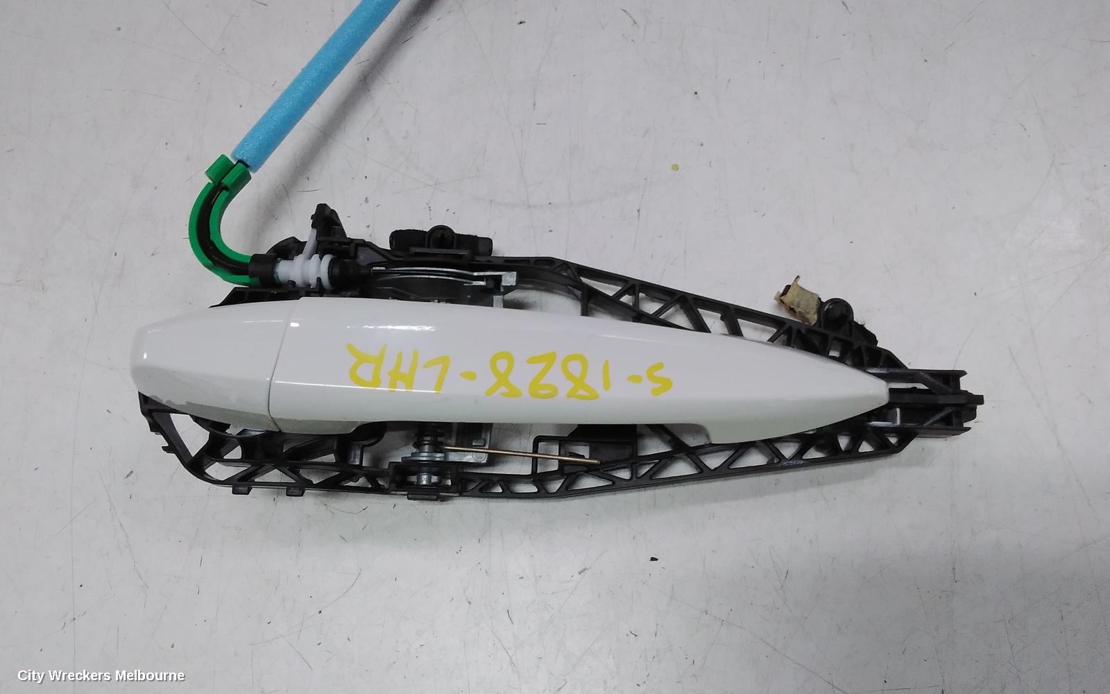 BMW X1 DOOR HANDLE, OUTER, LH REAR, KEYLESS TYPE, F48, 08/2015 - 06/2022 - Image 2