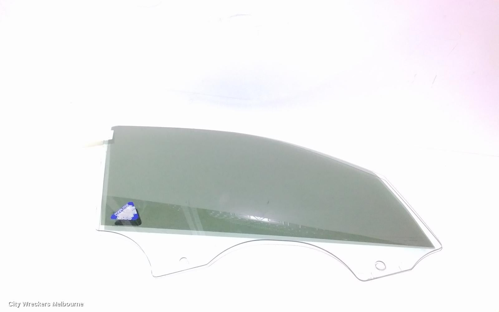 BMW X3 RIGHT FRONT DOOR WINDOW, F25, EARLY TYPE, 12/2010 - 03/2013 - Image 2