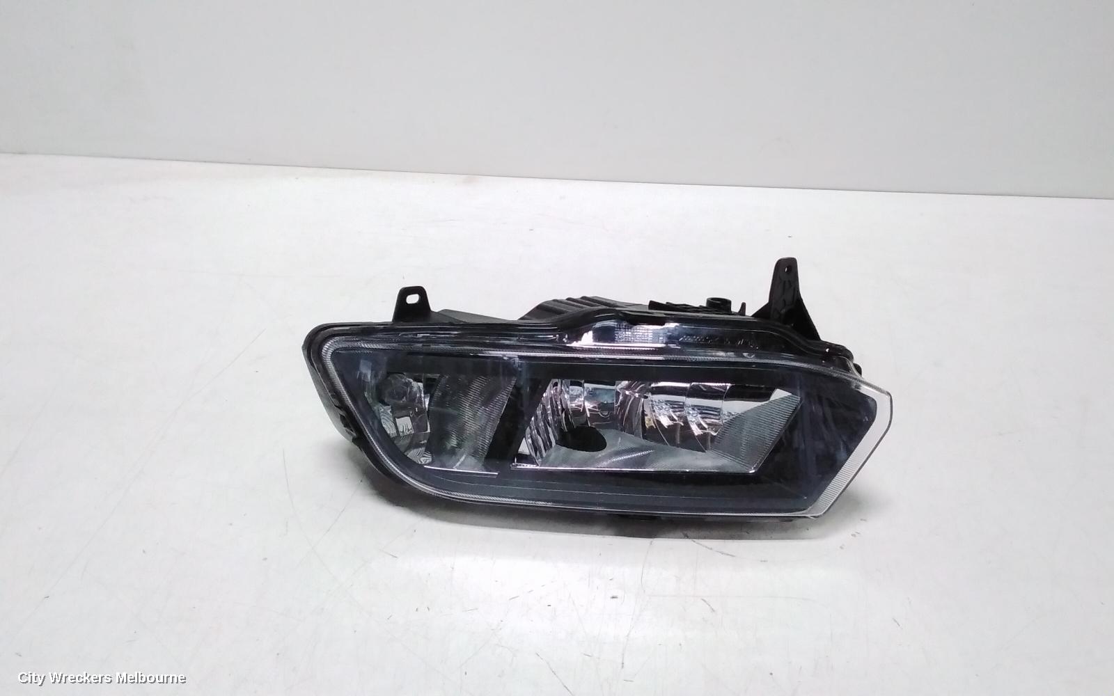VOLKSWAGEN POLO LEFT INDICATOR/FOG/SIDE, BUMPER FOGLAMP, 6R, 05/2014 - 09/2017 - Image 1