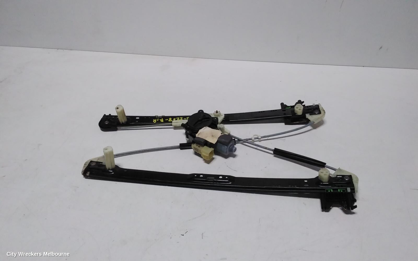 LAND ROVER RANGEROVER SPORT RIGHT REAR WND REG/MOTOR, L494, 12/2013 - 04/2022 - Image 2
