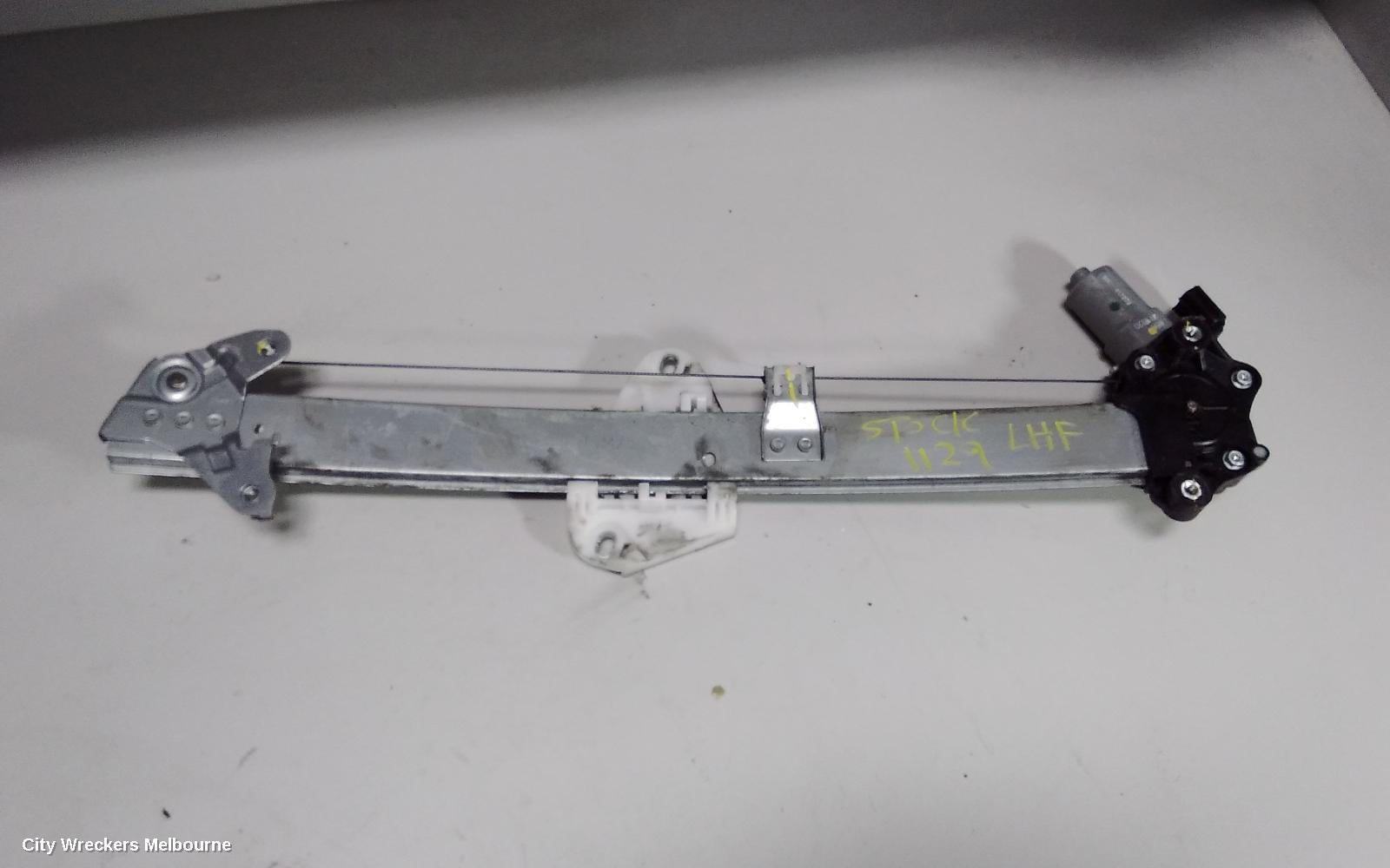 HONDA HRV LEFT REAR WND REG/MOTOR, RU5, VTI/VTI-S, 2 PIN, 12/2014 ONWARDS - Image 1