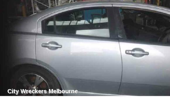 MITSUBISHI 380 RIGHT REAR DOOR, DB, 380/VRX/PLATINUM TYPE, 09/2005 - 03/2008 - Image 1