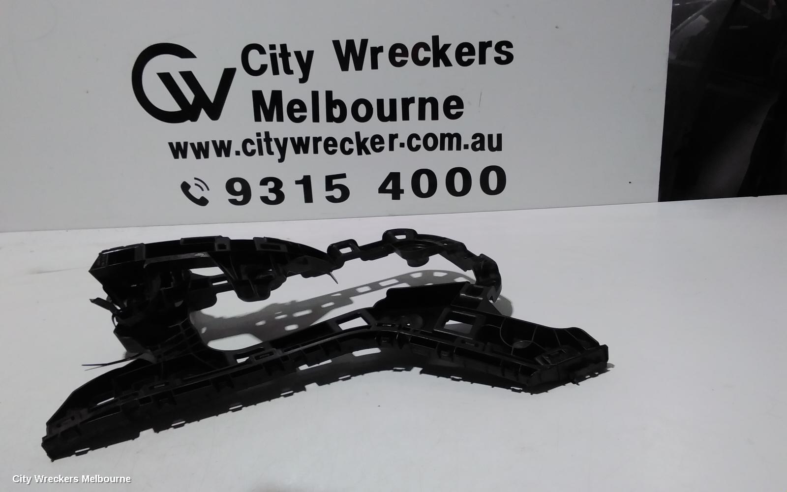 VOLKSWAGEN PASSAT, B8/MK7, 06/2015 - 05/2023, RHR BAR BRAKET: 101016 - Image 1