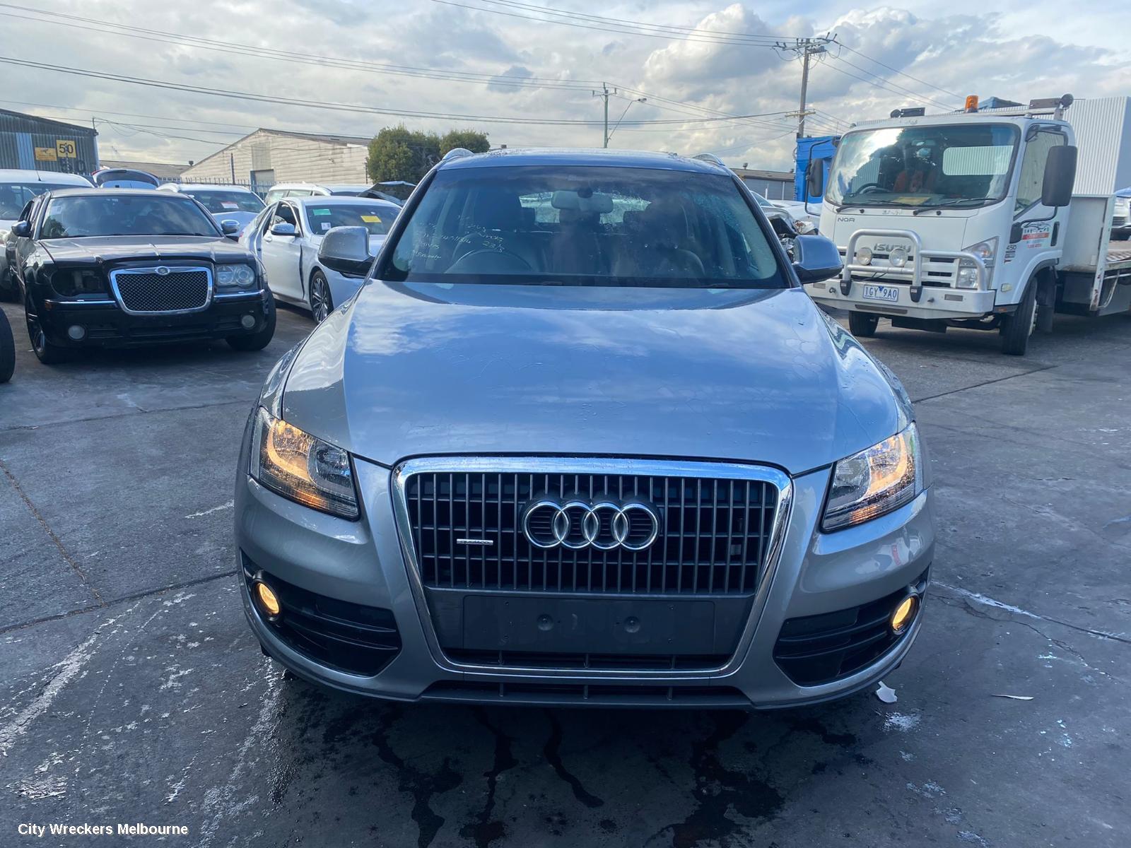 AUDI Q5 BONNET, 8R, 03/2009 - 08/2013 - Image 1
