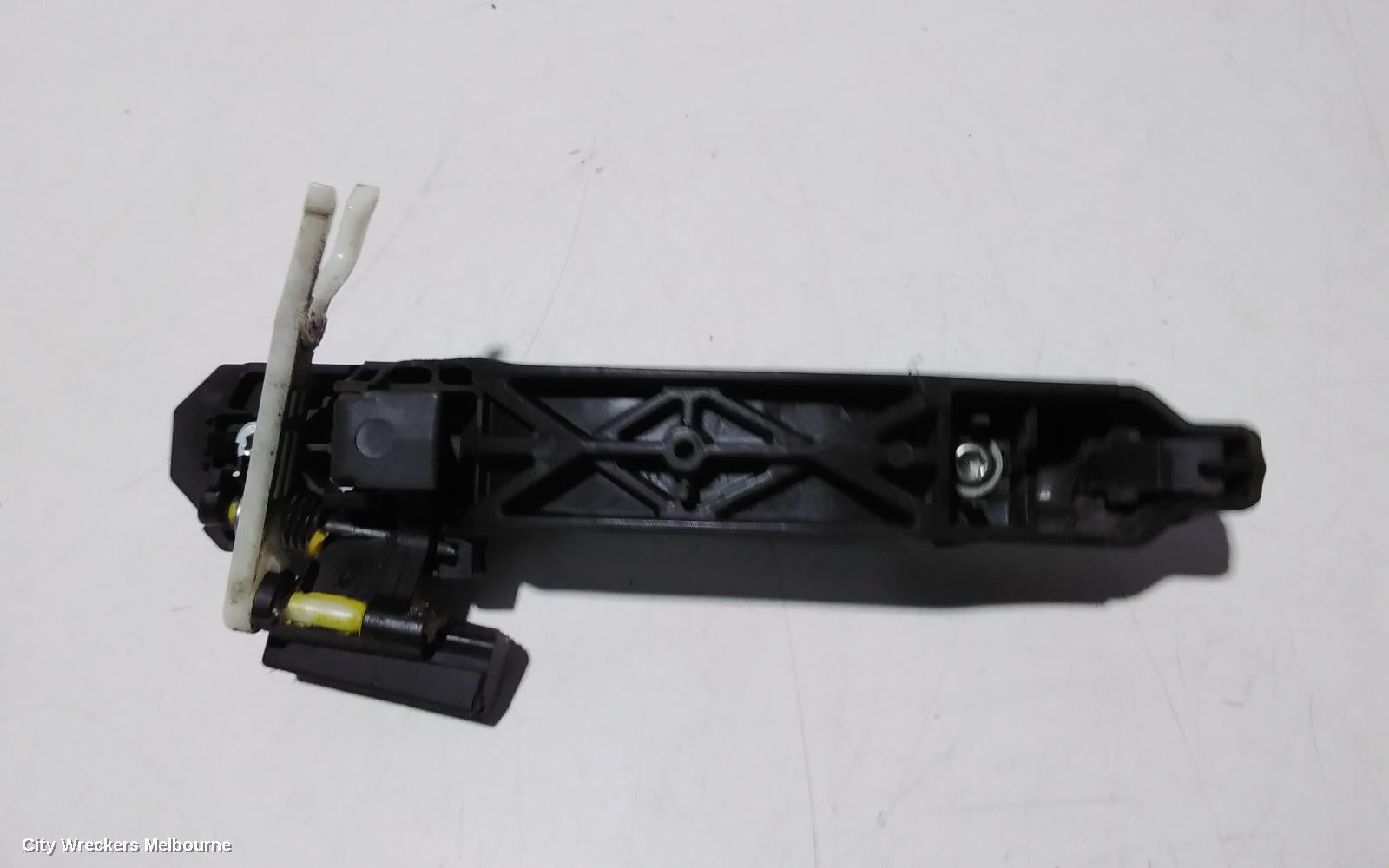 TOYOTA COROLLA DOOR HANDLE, OUTER, RH REAR, ZZE122, 12/2001 - 06/2007 - Image 2