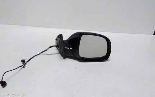 AUDI Q7 RIGHT DOOR MIRROR, 4L, MANUAL FOLD, W/ INDICATOR, NON MEMORY & NO LANE CHANGE ASSIST TYPE, 09/2006 - 09/2009 - Image 1
