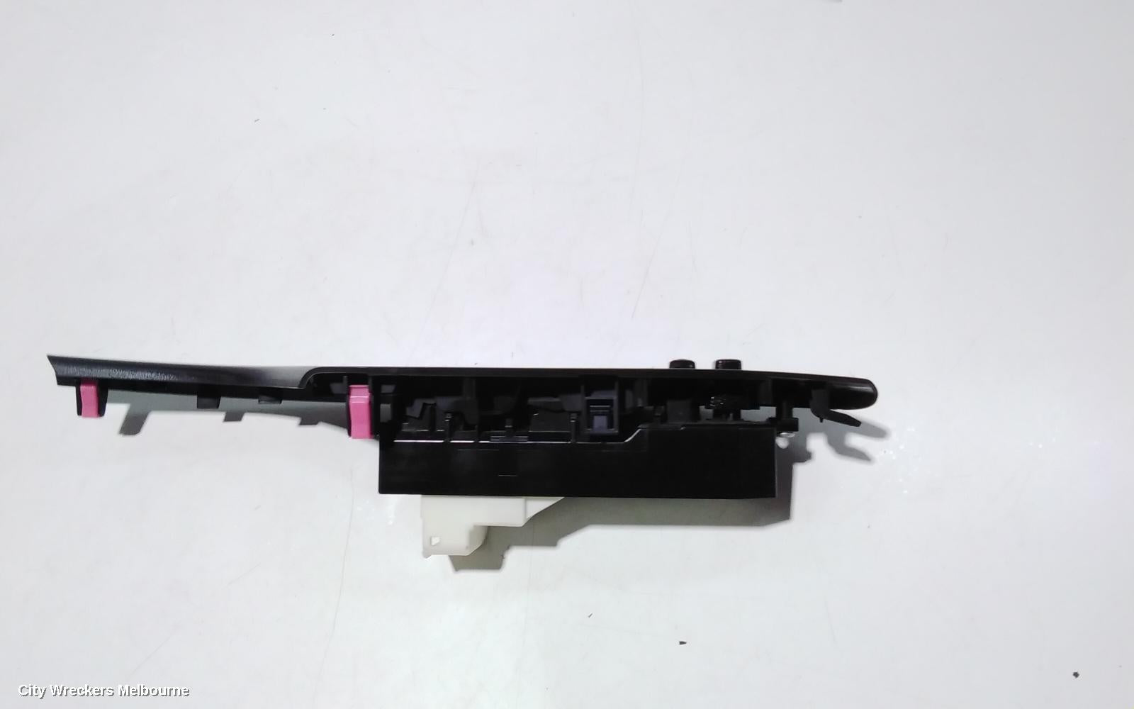 TOYOTA COROLLA PWR DR WIND SWITCH, RH FRONT (MASTER SWITCH), 4 DOOR TYPE, ZRE152, 03/2007 - 09/2012 - Image 2