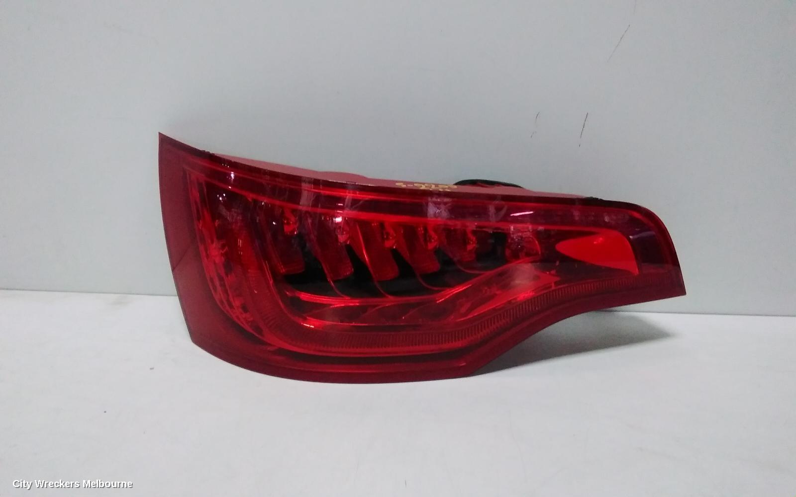 AUDI Q7 LEFT TAILLIGHT, 4L, IN TAILGATE, 10/2009 - 08/2015 - Image 1
