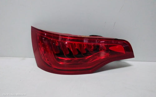 AUDI Q7 LEFT TAILLIGHT, 4L, IN TAILGATE, 10/2009 - 08/2015 - Image 1
