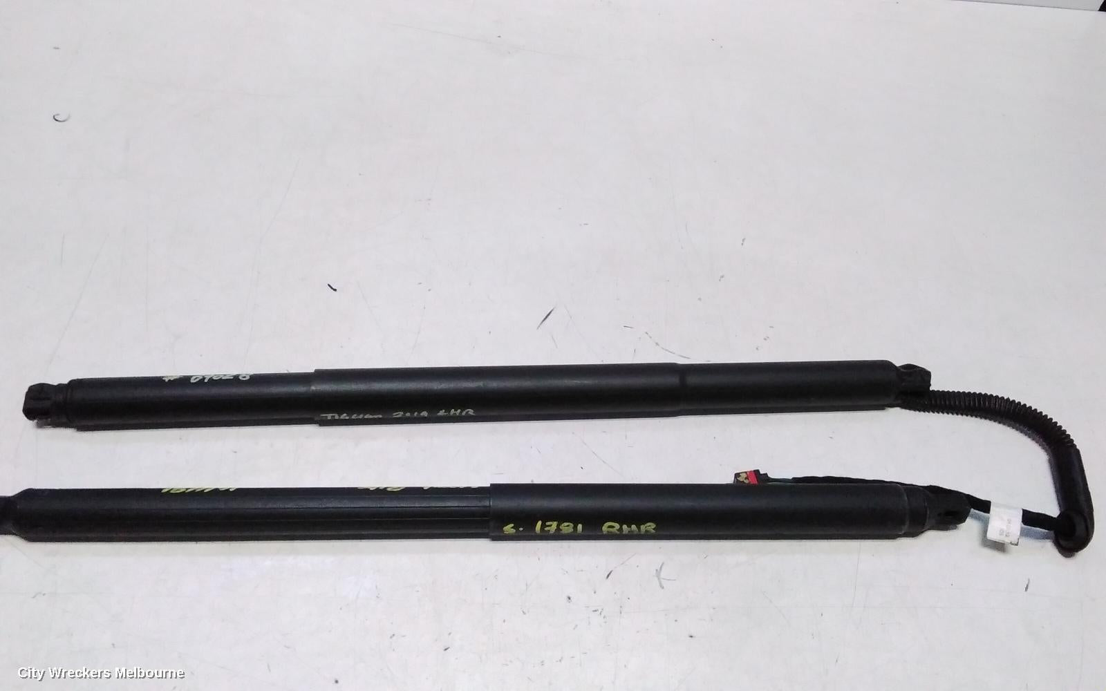 VOLKSWAGEN TIGUAN HATCH STRUT, TAILGATE STRUT (PAIR), POWER LIFT TYPE, 5NA, 06/2016 ONWARDS - Image 3