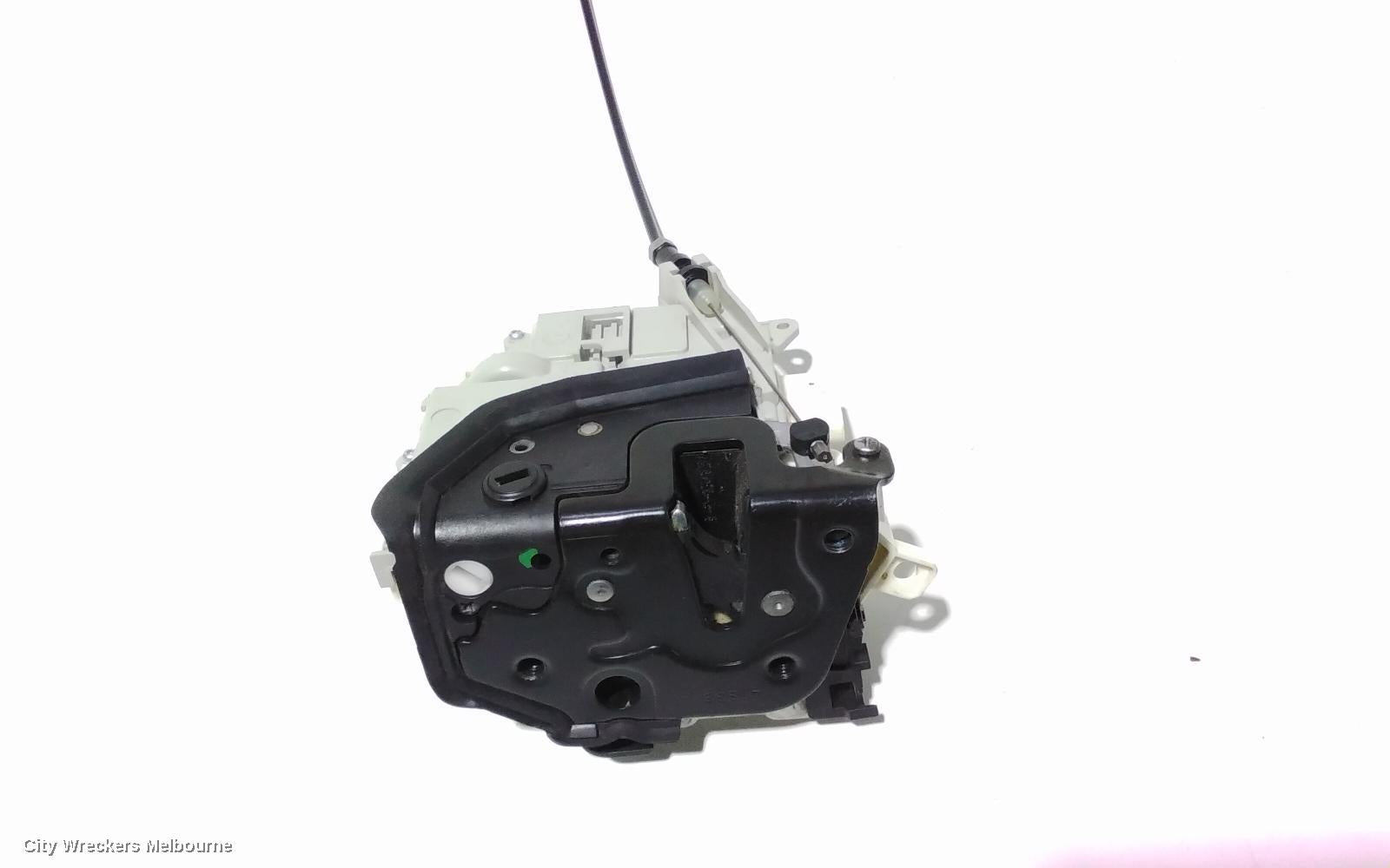 AUDI Q3 DOOR/BOOT/GATE LOCK, LEFT REAR DOOR LOCK, 8U, SINGLE ROW (6 PIN), P/N 8K0839015C, 03/2012 - 11/2014 - Image 3
