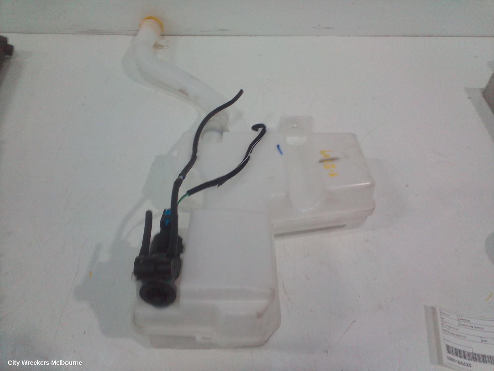 MITSUBISHI EXPRESS WASHER BOTTLE, SN, 03/2020 - 12/2022 - Image 2