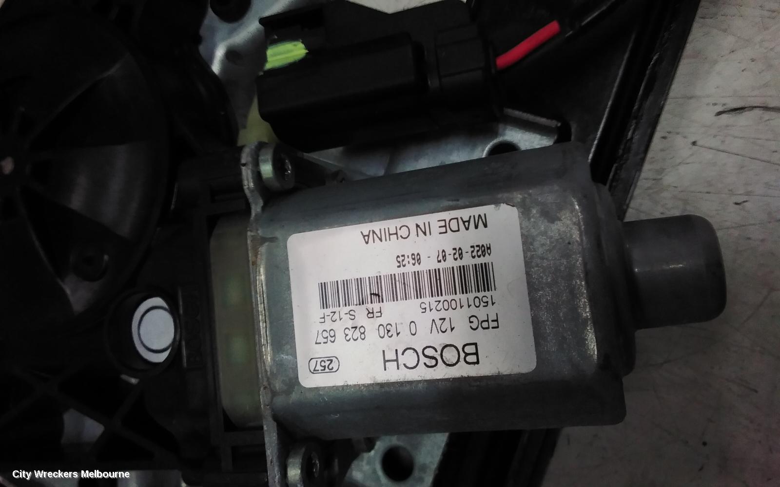 HAVAL H6 RIGHT FRONT WINDOW REG/MOTOR, B01/B03, 02/2021 ONWARDS - Image 3