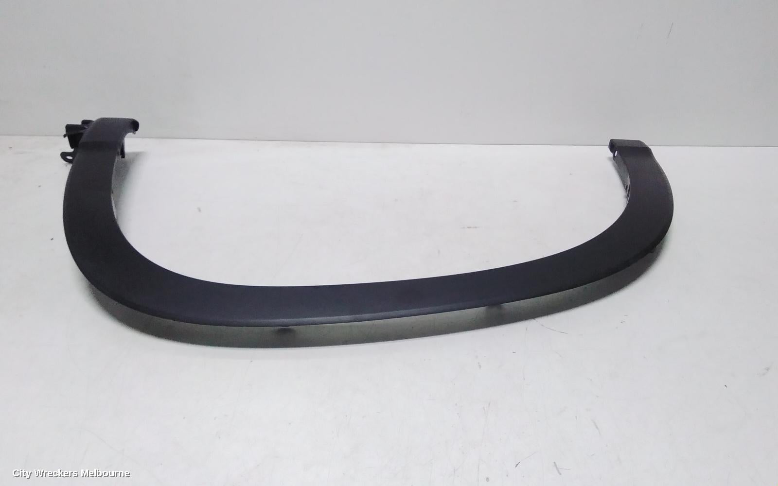 TOYOTA KLUGER WHEEL ARCH FLARE, LH FRONT, WHEEL ARCH MOULD, GSU50-GSU55, 12/2013 - 02/2021 - Image 2