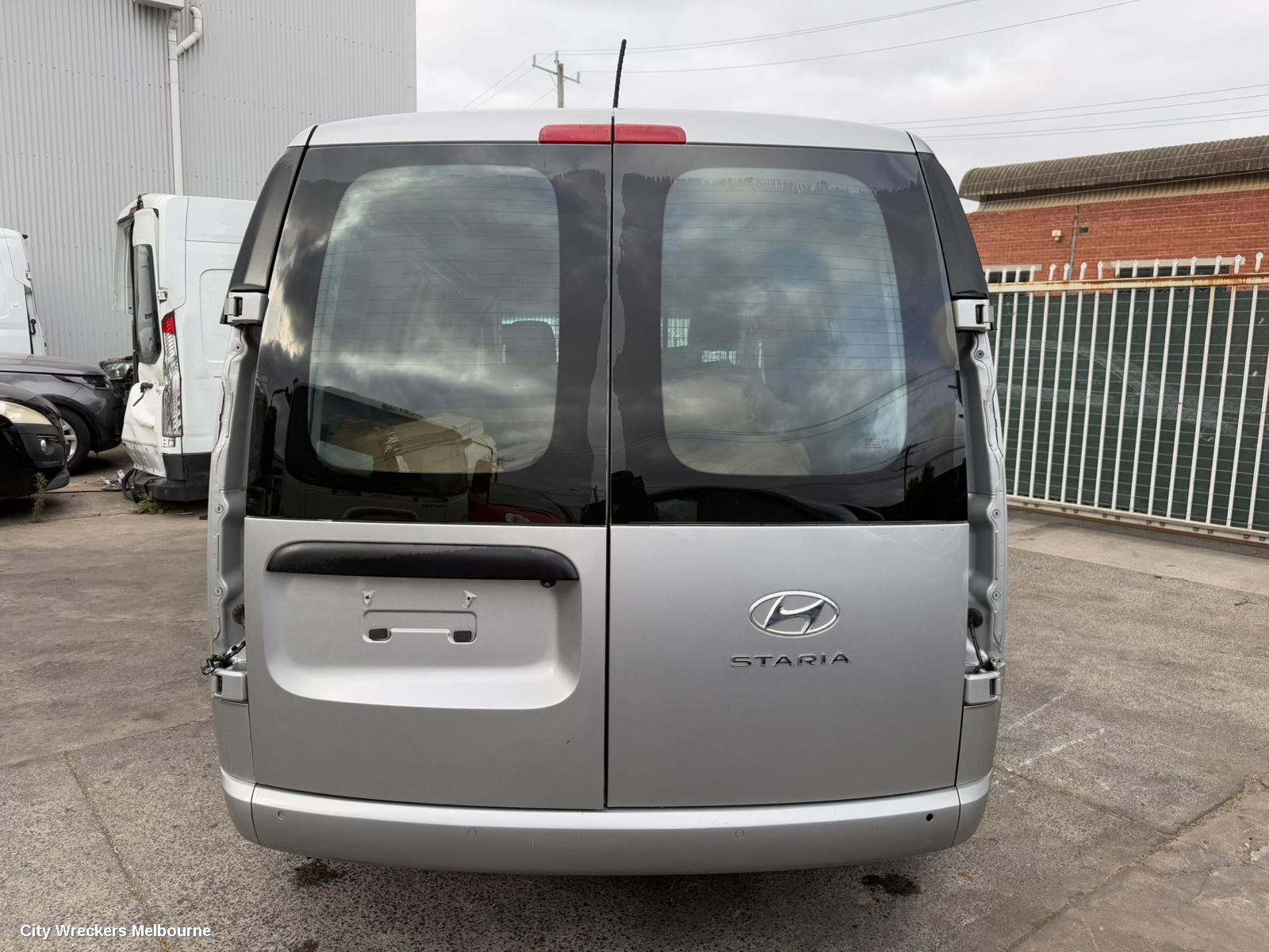 HYUNDAI STARIA RIGHT DOOR MIRROR, US4, COLOUR CODED, AUTO POWER FOLD TYPE, HEATED TYPE, NON BLIND SPOT TYPE, 04/2021 ONWARDS - Image 3