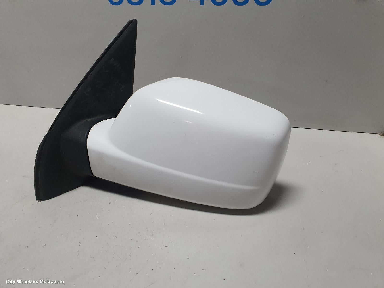 NISSAN XTRAIL LEFT DOOR MIRROR, T30, 3 WIRE TYPE, 10/2001 - 09/2007 - Image 2