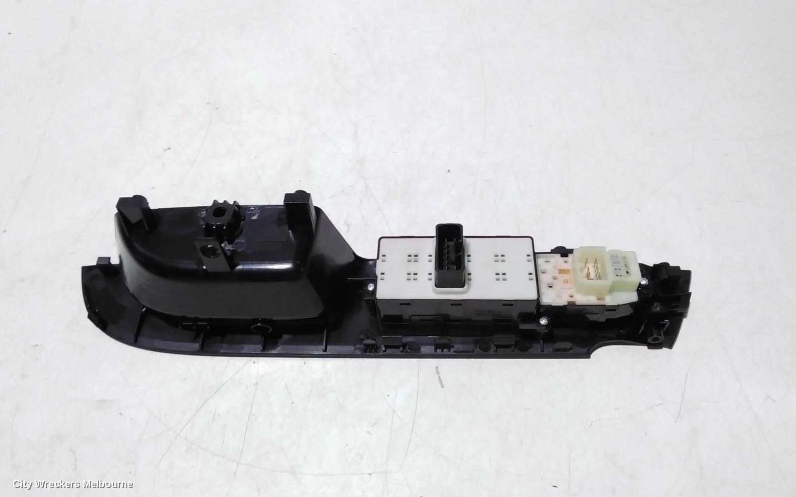 KIA CERATO PWR DR WIND SWITCH, RH FRONT (MASTER SWITCH), COUPE/KOUP, TD, 10/2008 - 03/2013 - Image 3