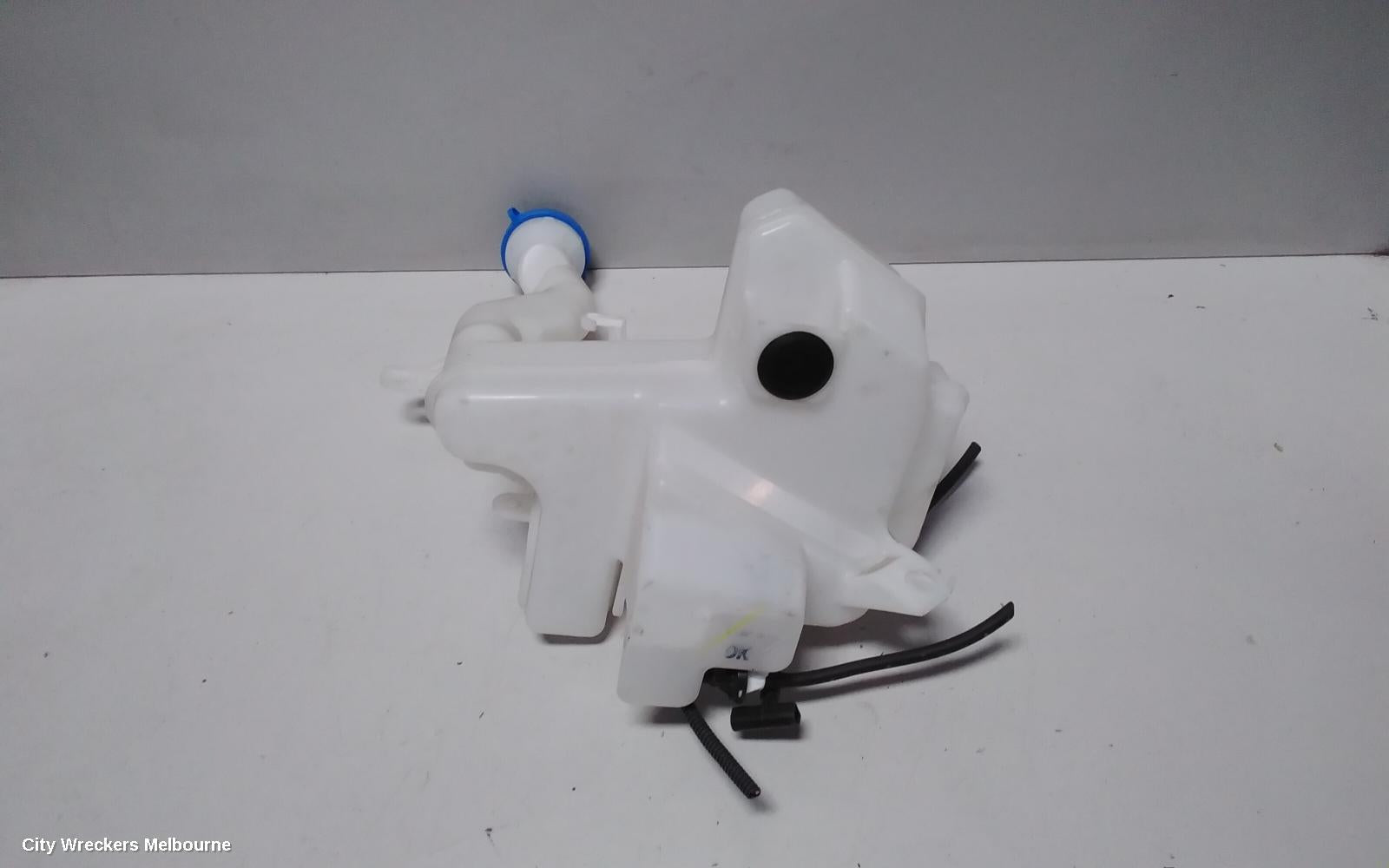 HONDA HRV WASHER BOTTLE, RU, 12/2014 - 10/2021 - Image 3