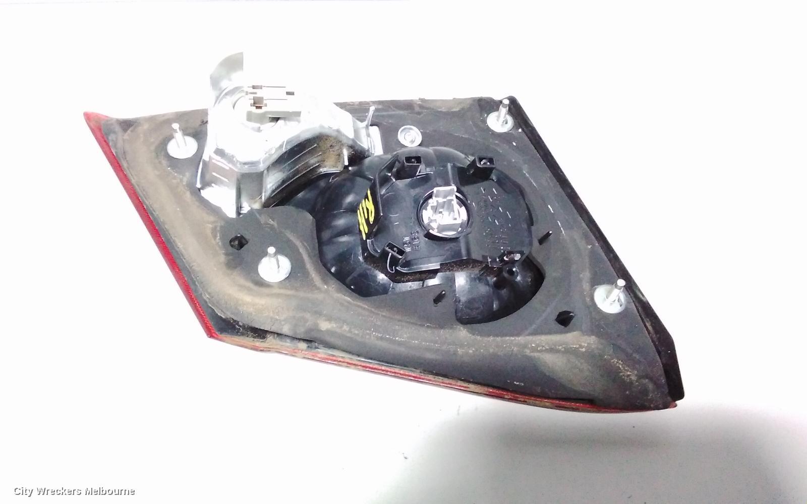 HONDA CIVIC REAR GARNISH, BOOTLID LAMP (RH SIDE), 8TH GEN, 01/2009 - 12/2011 - Image 3