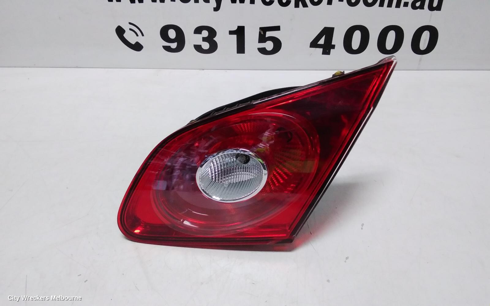 VOLKSWAGEN PASSAT REAR GARNISH, BOOTLID LAMP (RH SIDE), 3CC, SEDAN, 11/2008 - 02/2012 - Image 2