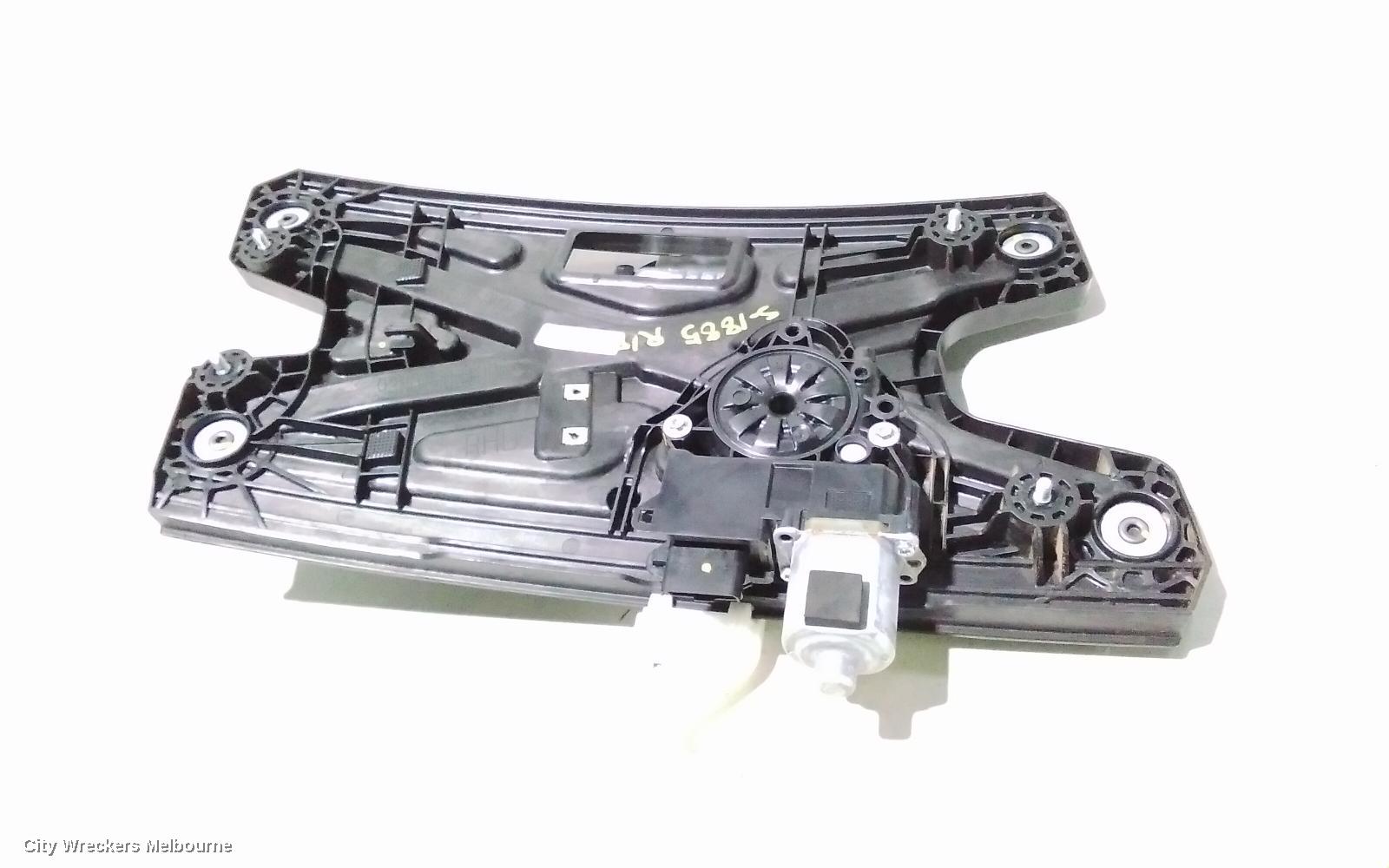 HYUNDAI VELOSTER RIGHT FRONT WINDOW REG/MOTOR, JS, 09/2019 - 07/2021 - Image 2