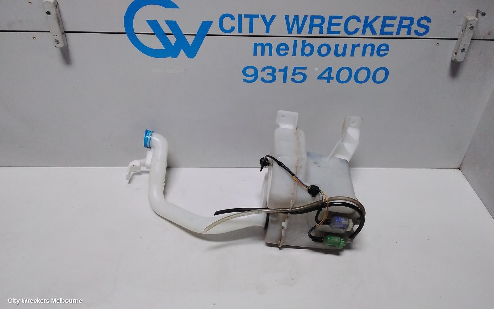 SUZUKI SWIFT WASHER BOTTLE, RS415/RS416, 09/2004 - 02/2011 - Image 1