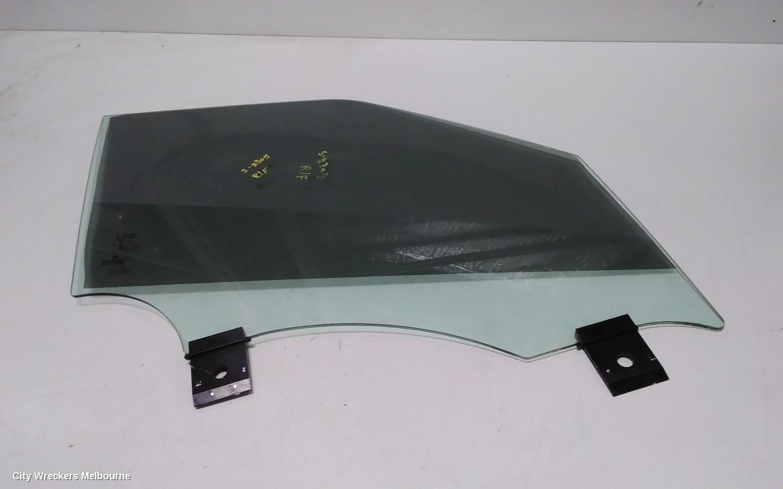 LAND ROVER RANGEROVER SPORT RIGHT FRONT DOOR WINDOW, L494, 12/2013 - 04/2022 - Image 1