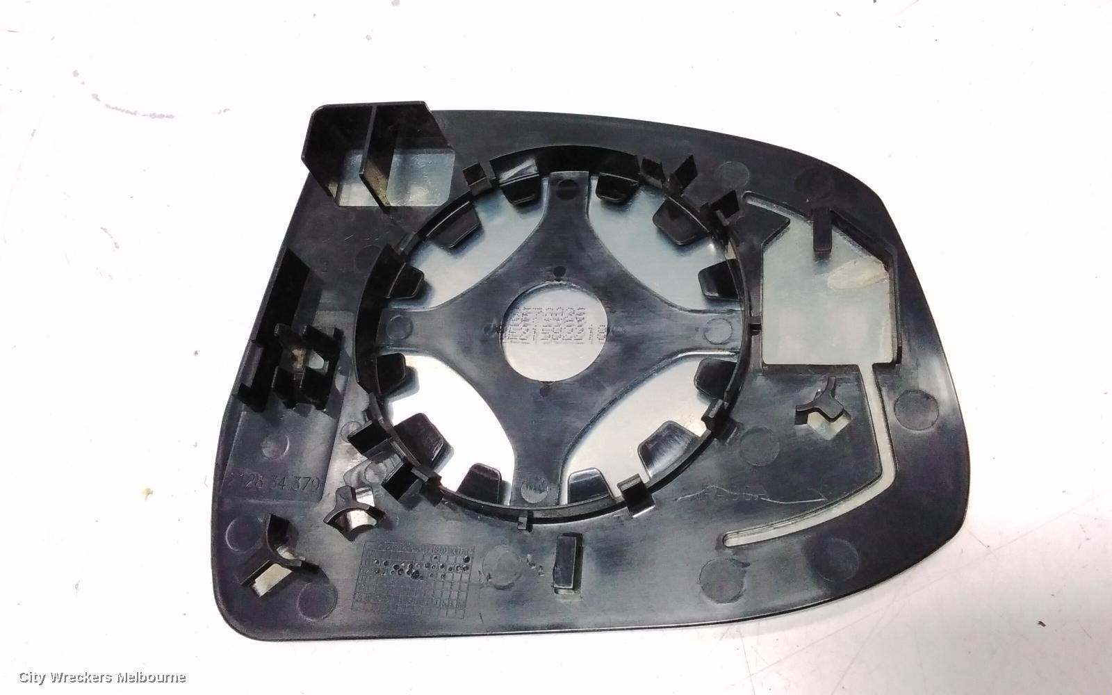 FORD FOCUS LEFT DOOR MIRROR, LW, SPORT, MANUAL FOLDING, HEATED & NON PUDDLE LAMP TYPE, 05/2011 - 08/2015 - Image 3