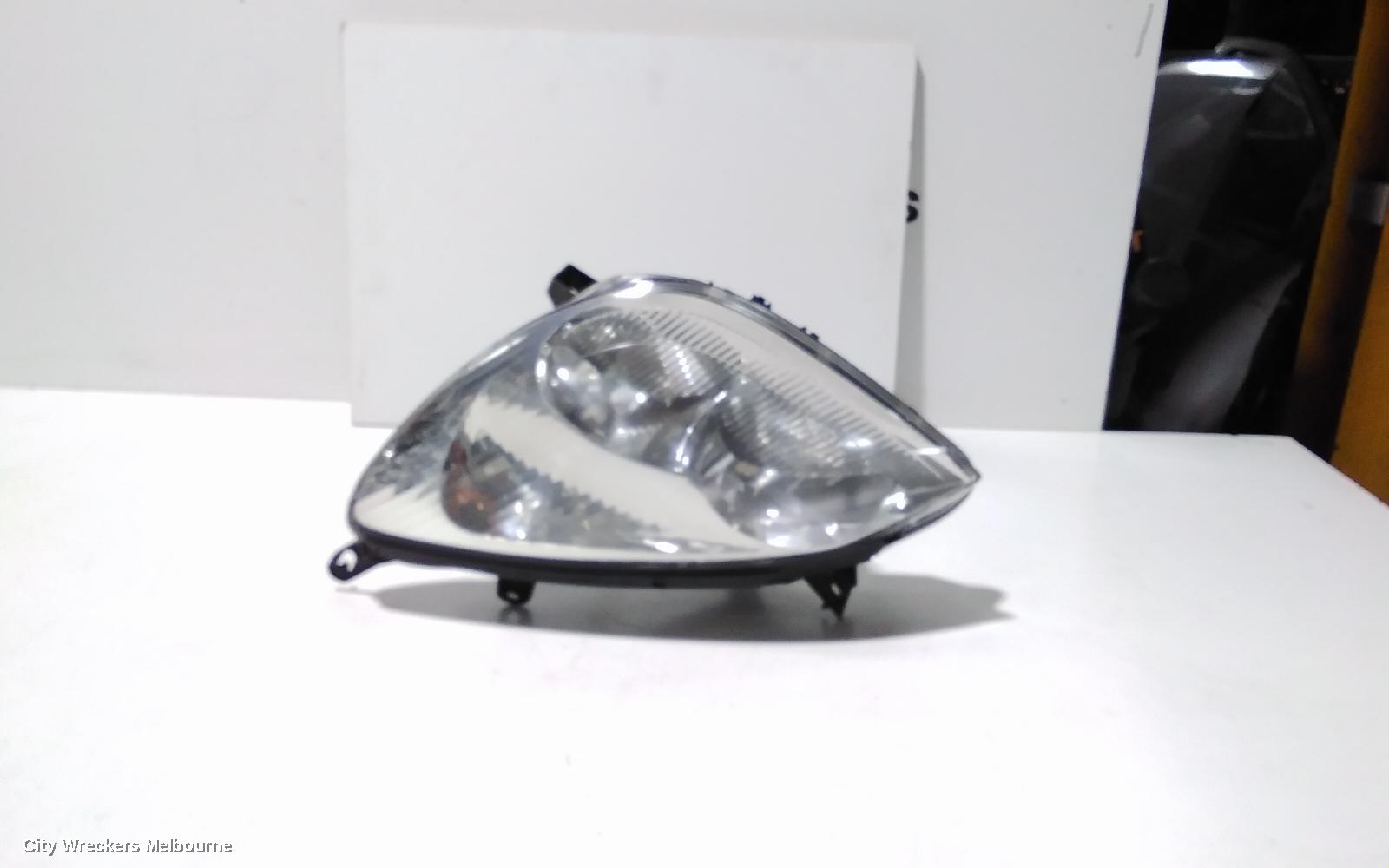 CITROEN C5 LEFT HEADLAMP, SER2, HALOGEN TYPE, 03/2005 ONWARDS - Image 3