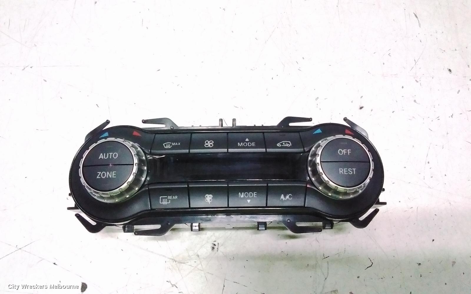 MERCEDES CLA CLASS HEATER/AC CONTROLS, C117, DUAL ZONE CLIMATE CONTROL TYPE, 10/2013 - 02/2019 - Image 3