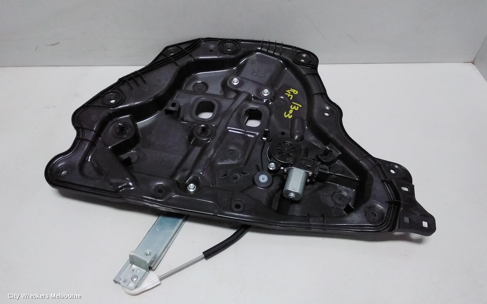 MAZDA CX9 RIGHT FRONT WINDOW REG/MOTOR, TC, 07/2016 ONWARDS - Image 1