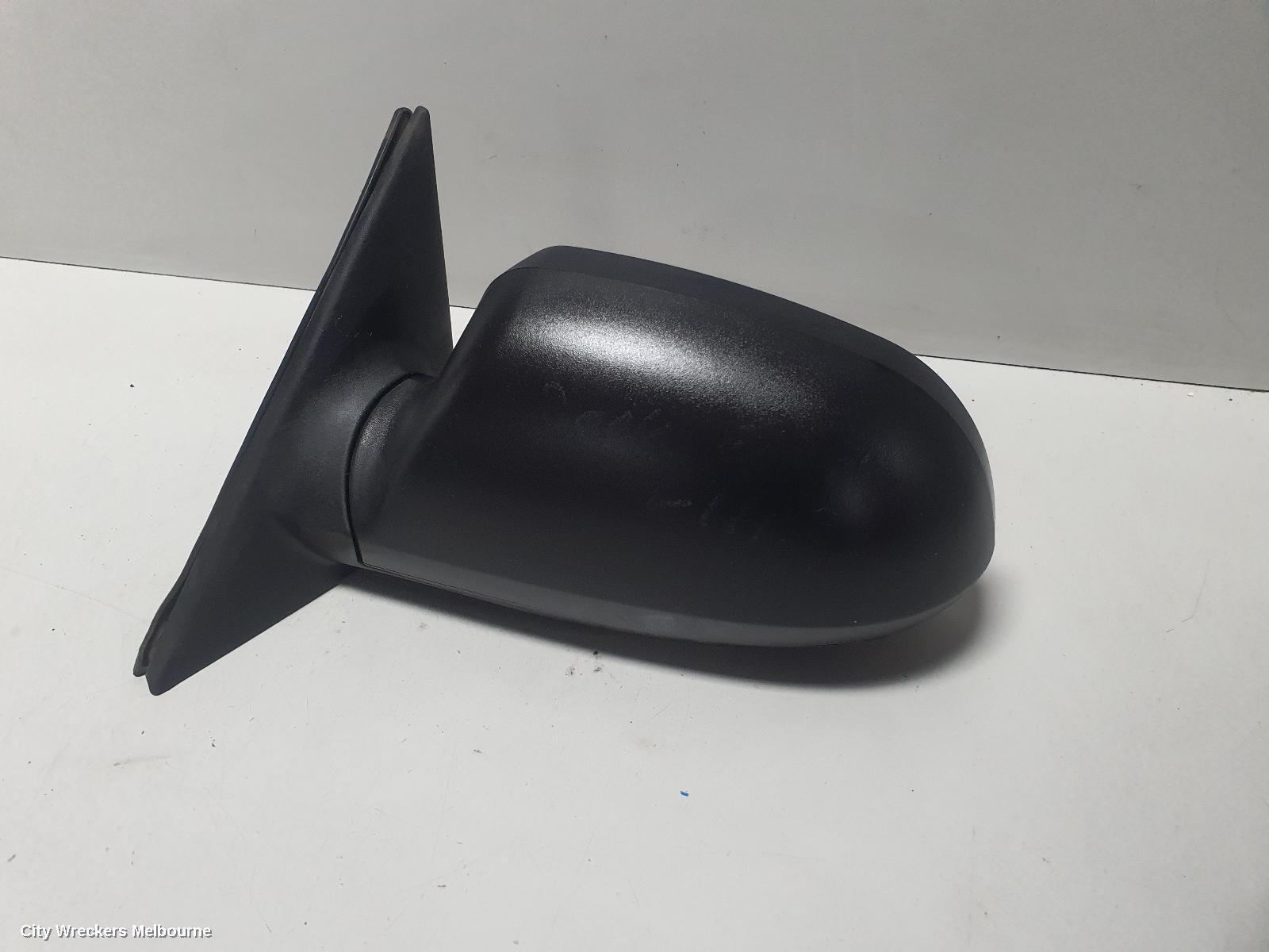HYUNDAI ELANTRA LEFT DOOR MIRROR, XD, POWER, COLOUR CODED, 10/2003 - 07/2006 - Image 2