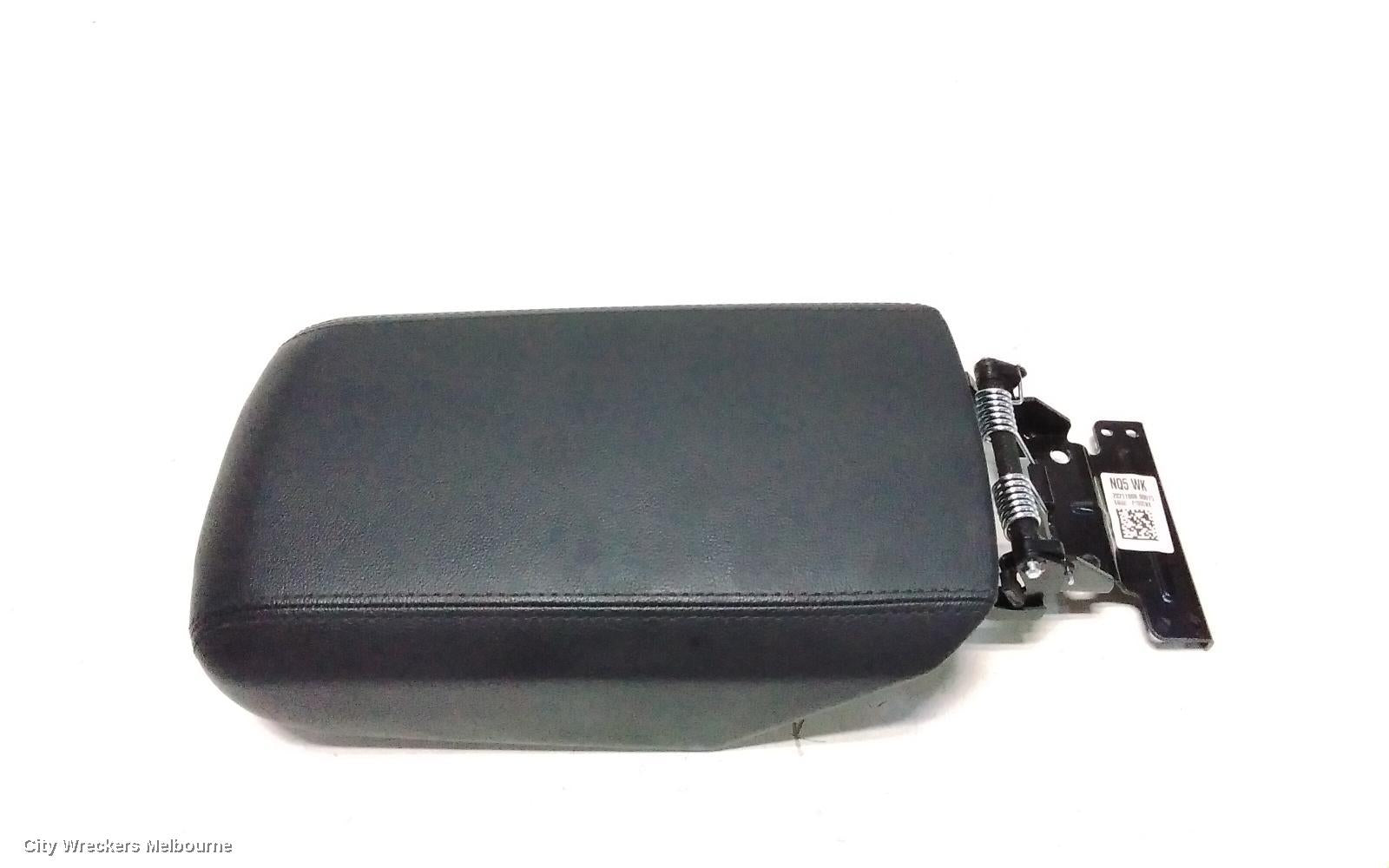 KIA SPORTAGE CONSOLE, NQ5, CONSOLE LID ONLY, 09/2021 ONWARDS - Image 2