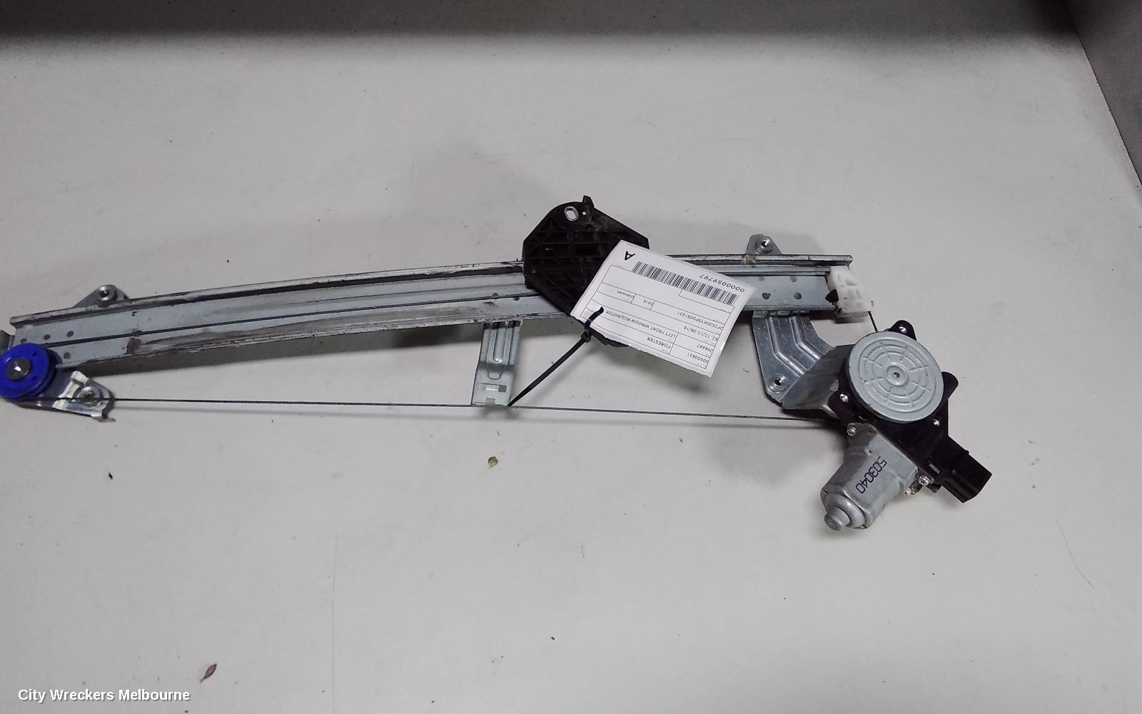 SUBARU FORESTER LEFT FRONT WINDOW REG/MOTOR, SJ, NON AUTO UP/DOWN TYPE, 12/2012 - 02/2015 - Image 3