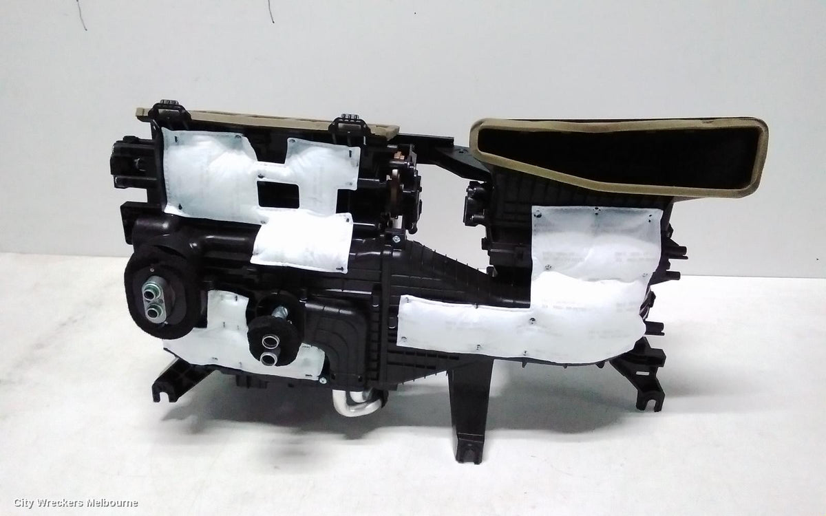 KIA SORENTO HEATER CORE/BOX, MQ4, W/ SINGLE ZONE CLIMATE TYPE, 02/2020 ONWARDS - Image 2