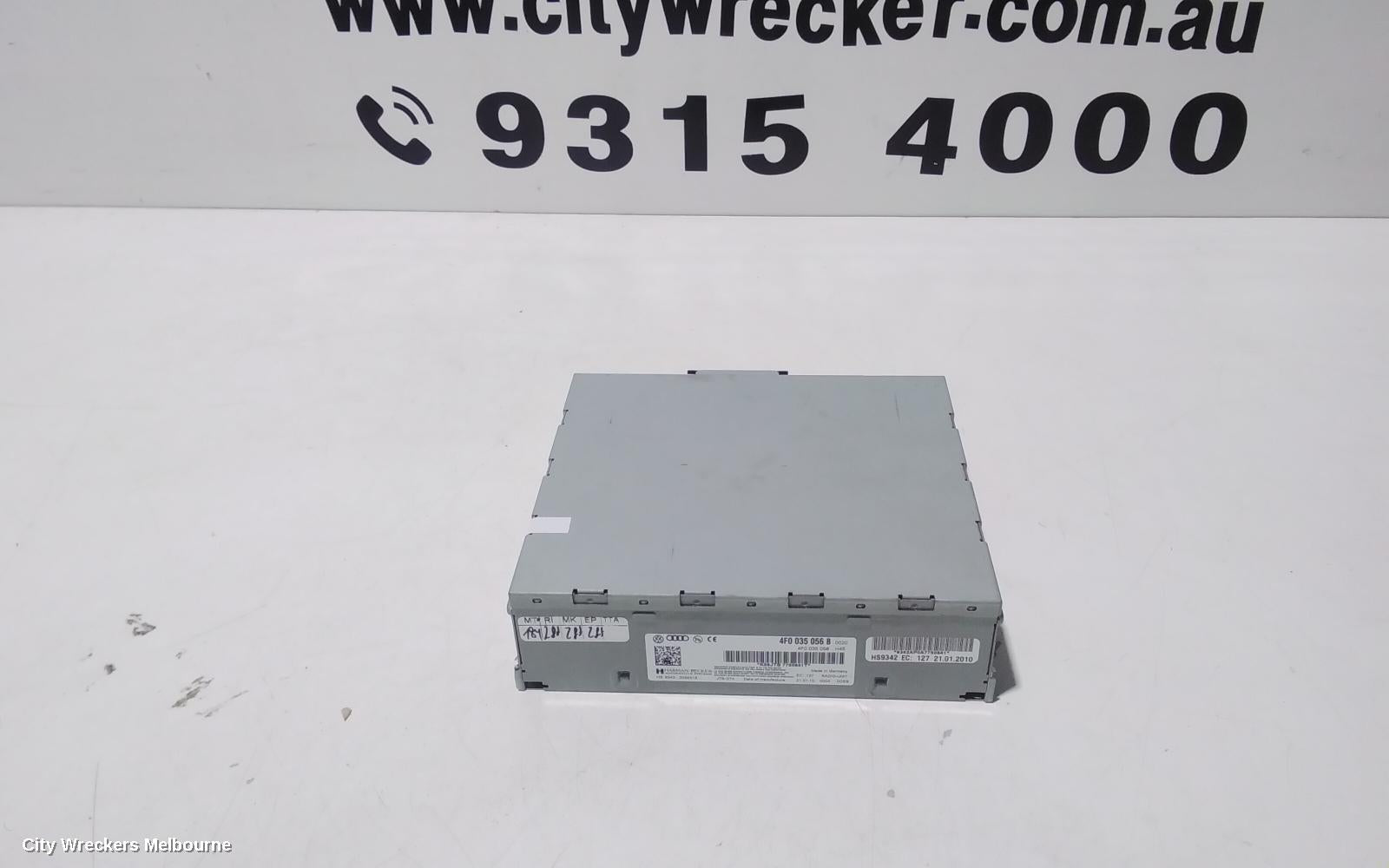 AUDI Q7 RADIO/CD/DVD/SAT/TV, MUSIC INTERFACE (GLOVEBOX), 4L, 09/2006 - 08/2015 - Image 2