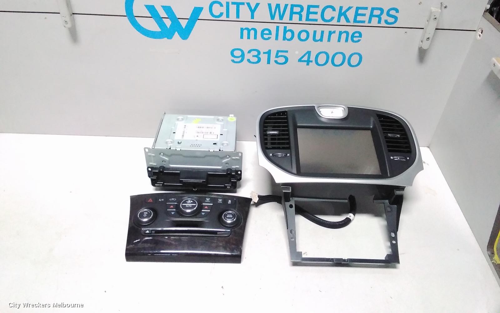 CHRYSLER 300C RADIO/CD/DVD/SAT/TV, SAT NAV HEAD UNIT, STANDARD TYPE, LX2, 07/2012 - 12/2014 - Image 2