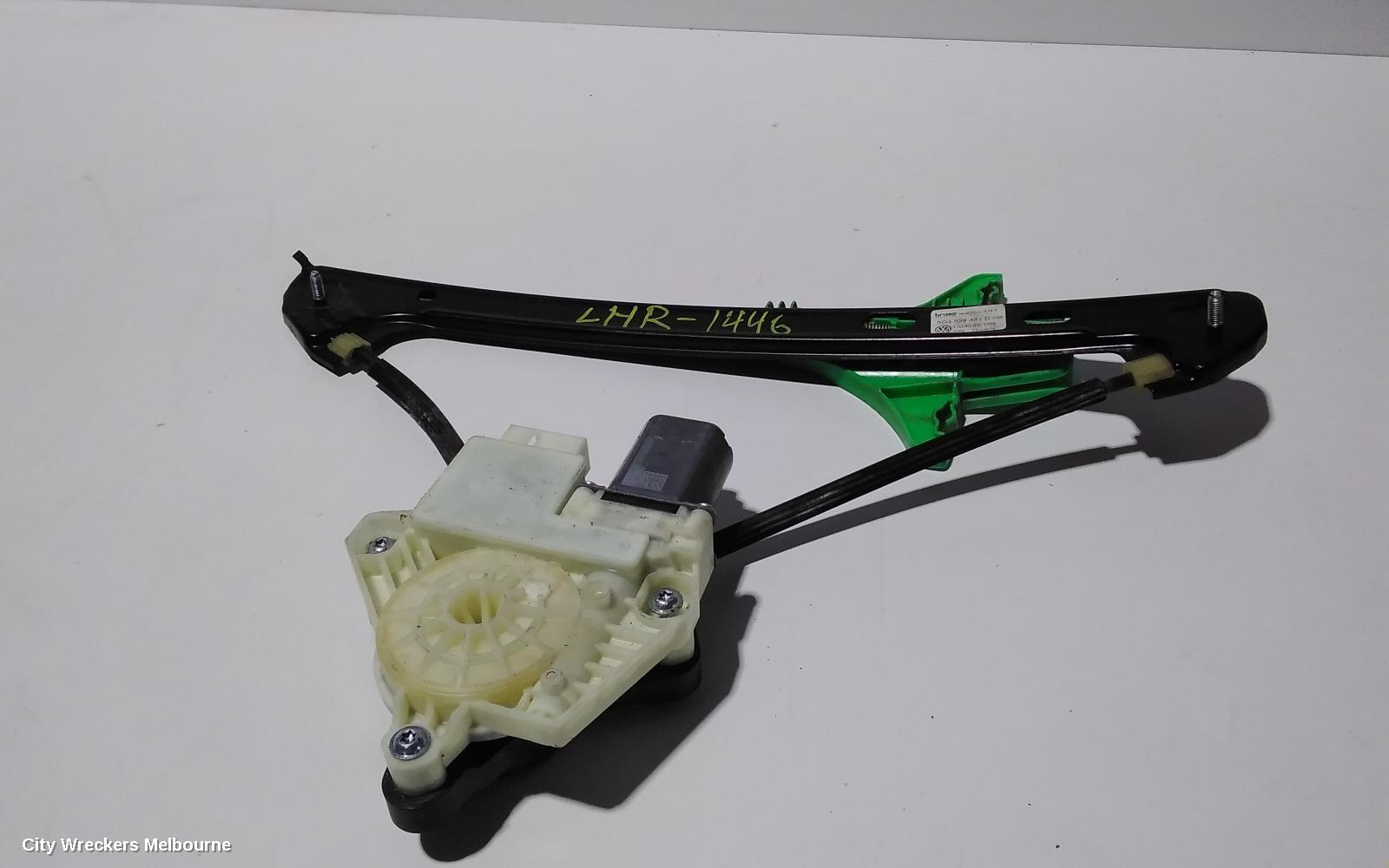 VOLKSWAGEN GOLF LEFT REAR WND REG/MOTOR, GEN 7, 03/2013 - 08/2020 - Image 1