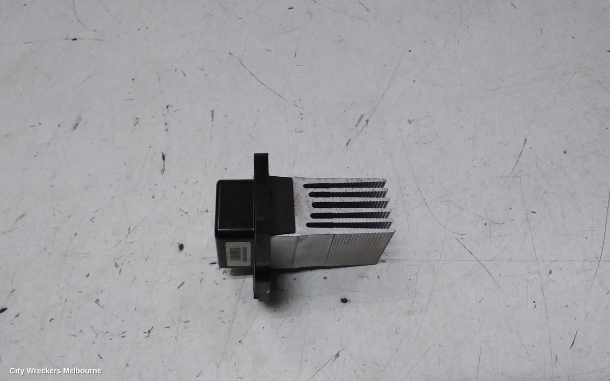 HYUNDAI VELOSTER FAN SPEED RESISTOR, CLIMATE CONTROL TYPE, FS, 10/2011 - 02/2018 - Image 1