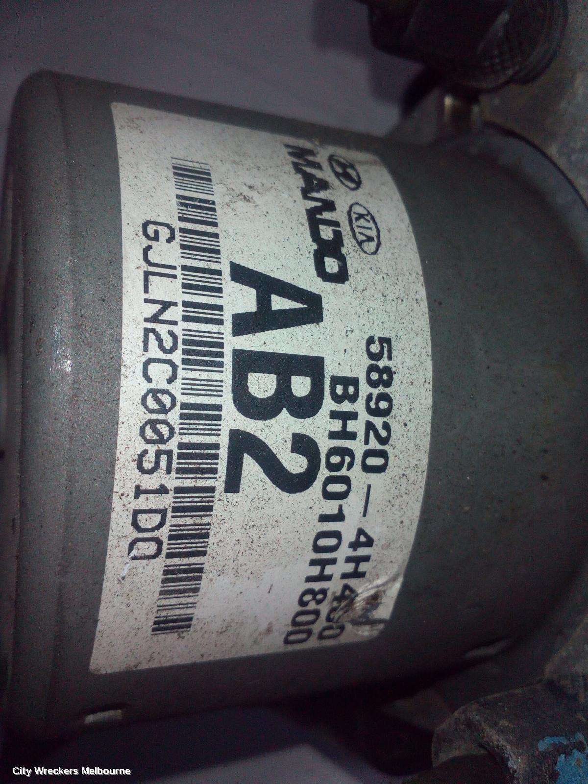 HYUNDAI ILOAD/IMAX ABS PUMP/MODULATOR, ILOAD, TQ (VIN KMF), P/N 58920-4H850, 11/2007 - 03/2021 - Image 2