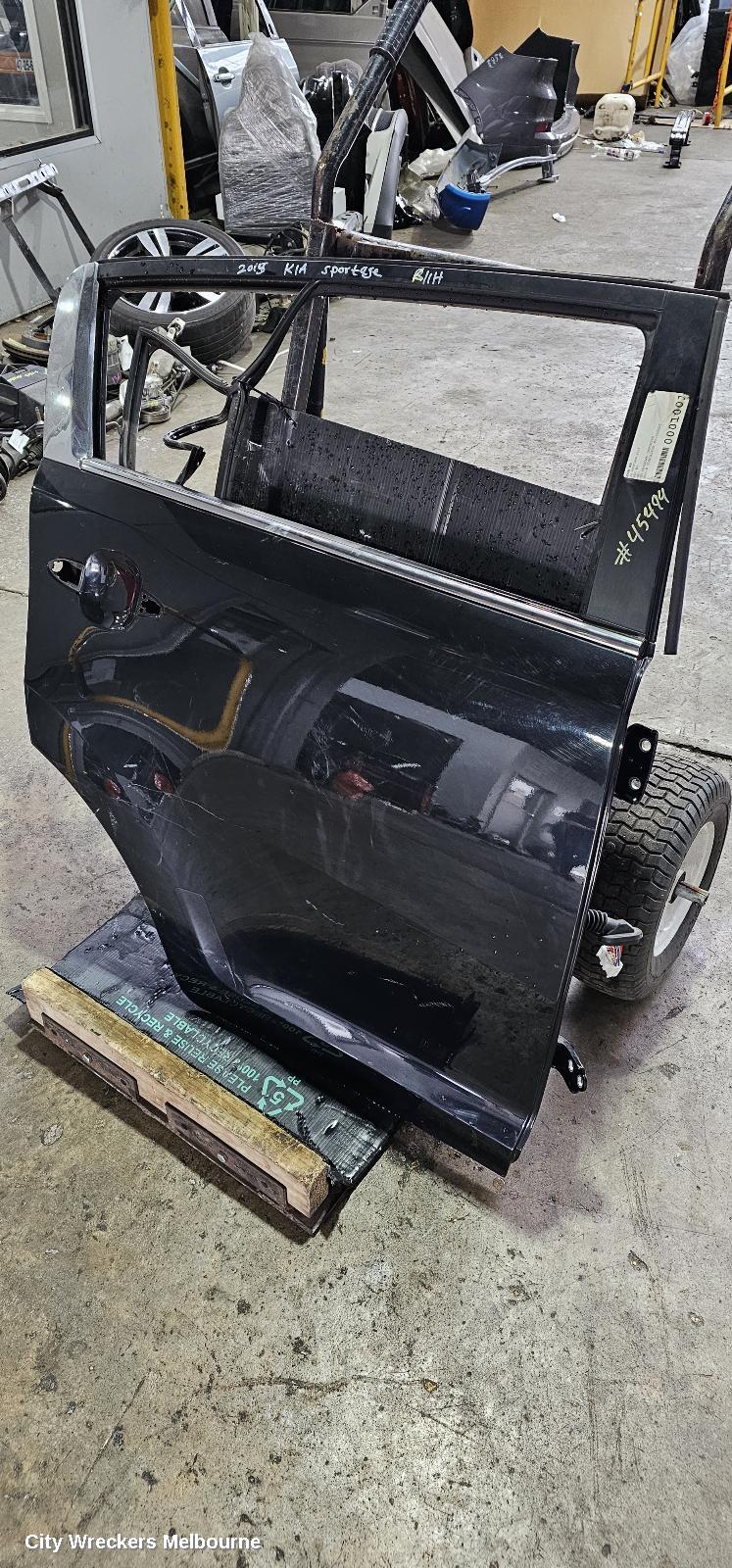 KIA SPORTAGE RIGHT REAR DOOR, SL, 05/2010 - 10/2015 - Image 2