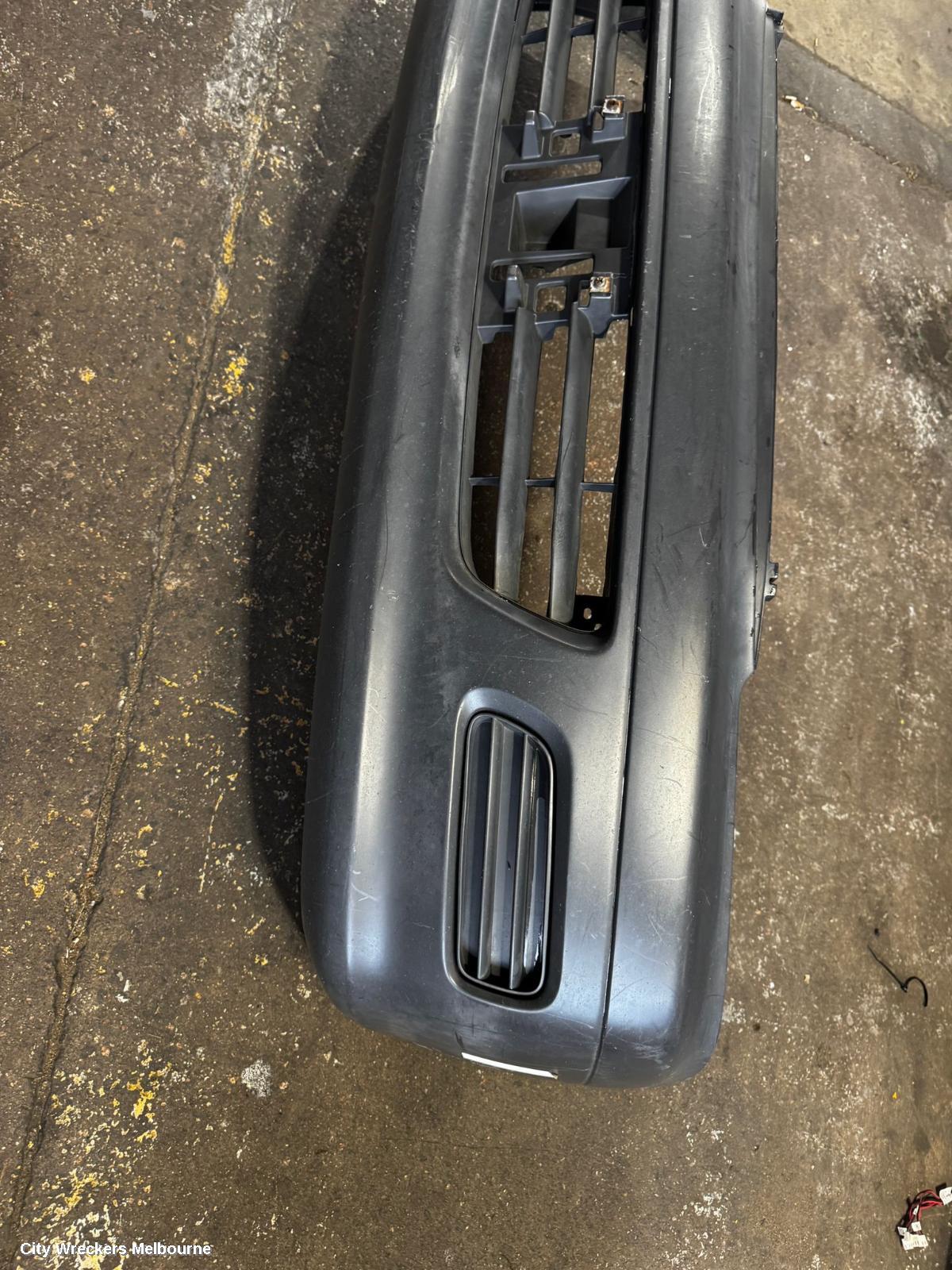 TOYOTA HILUX FRONT BUMPER, BUMPER BAR, SR, COLOUR CODED, NON FLARE GUARD TYPE, 07/2011 - 08/2015 - Image 3