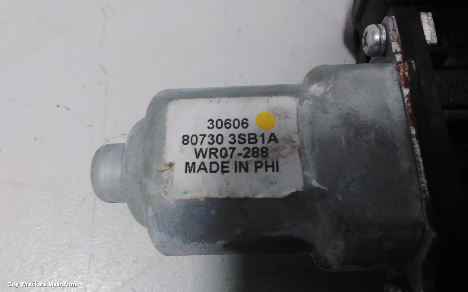 NISSAN PULSAR LEFT FRONT WINDOW REG/MOTOR, B17, SEDAN, 12/2012 - 12/2017 - Image 2
